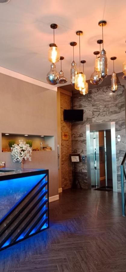 Voss Condominium Quezon City Exterior foto